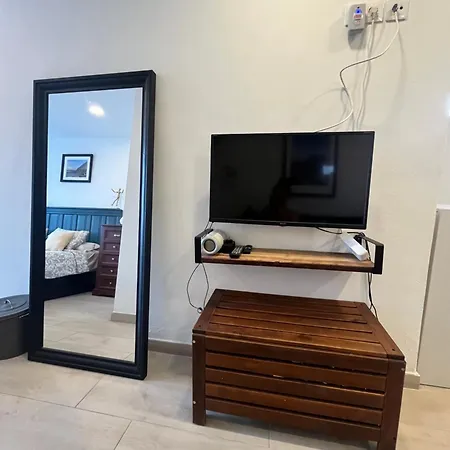 Sea View Penthouse Or With Large Terrace In Cristianos Appartement